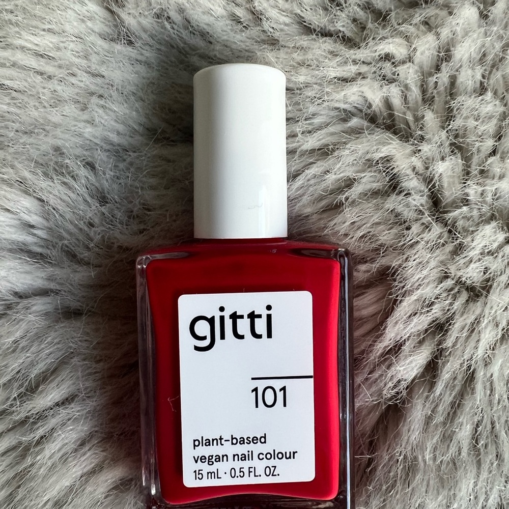 Gitti Red Vegan Nail Polish.New